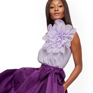 HOST PICK‼️‼️❤️ Lavender Blouse with Flower Detail